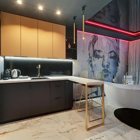 Hollywood Jacuzzi Suite By Downtown Apartments Danzig Zimmer foto