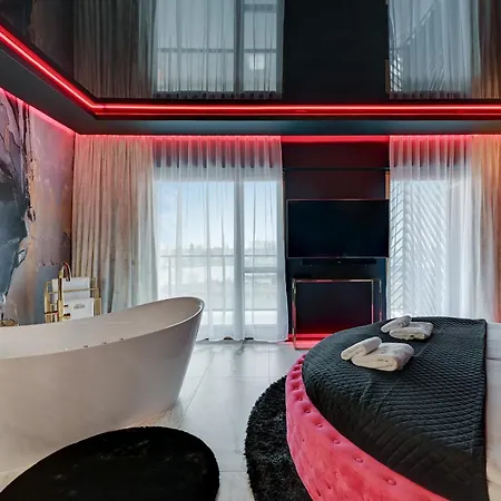 Hollywood Jacuzzi Suite By Downtown Apartments Danzig Exterior foto