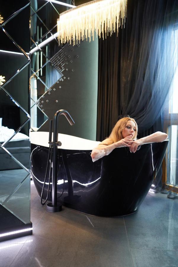 Hollywood Jacuzzi By Downtown Leilighet Gdańsk