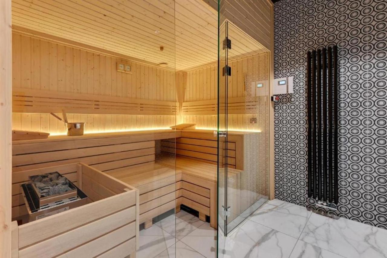 Apartment Hollywood Jacuzzi By Downtown Danzig